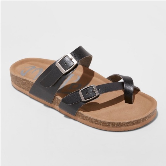 Mad Love Shoes - Mad Love Prudence Footbed Sandals in Black